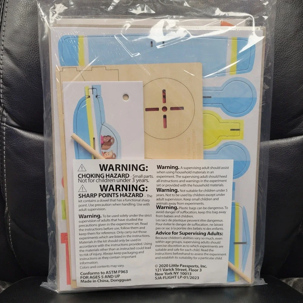 Little Passports Science Junior: 